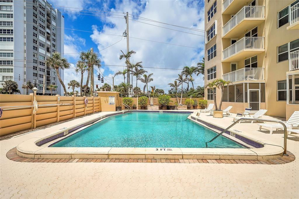 1401 S Ocean Drive 502 Property Photo 34