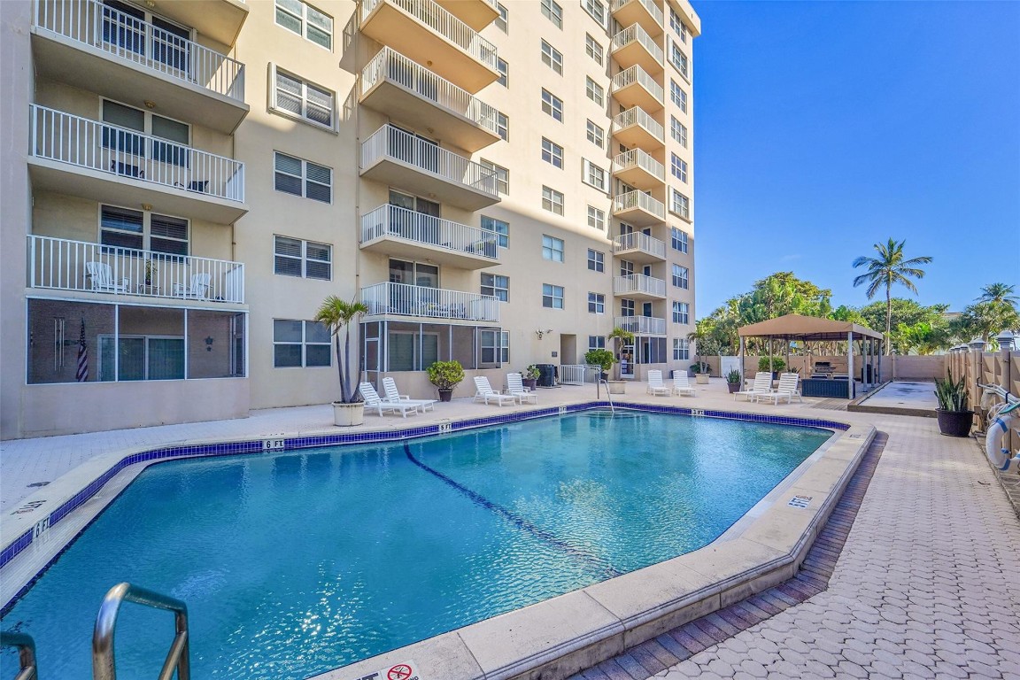 1401 S Ocean Drive 502 Property Photo 36