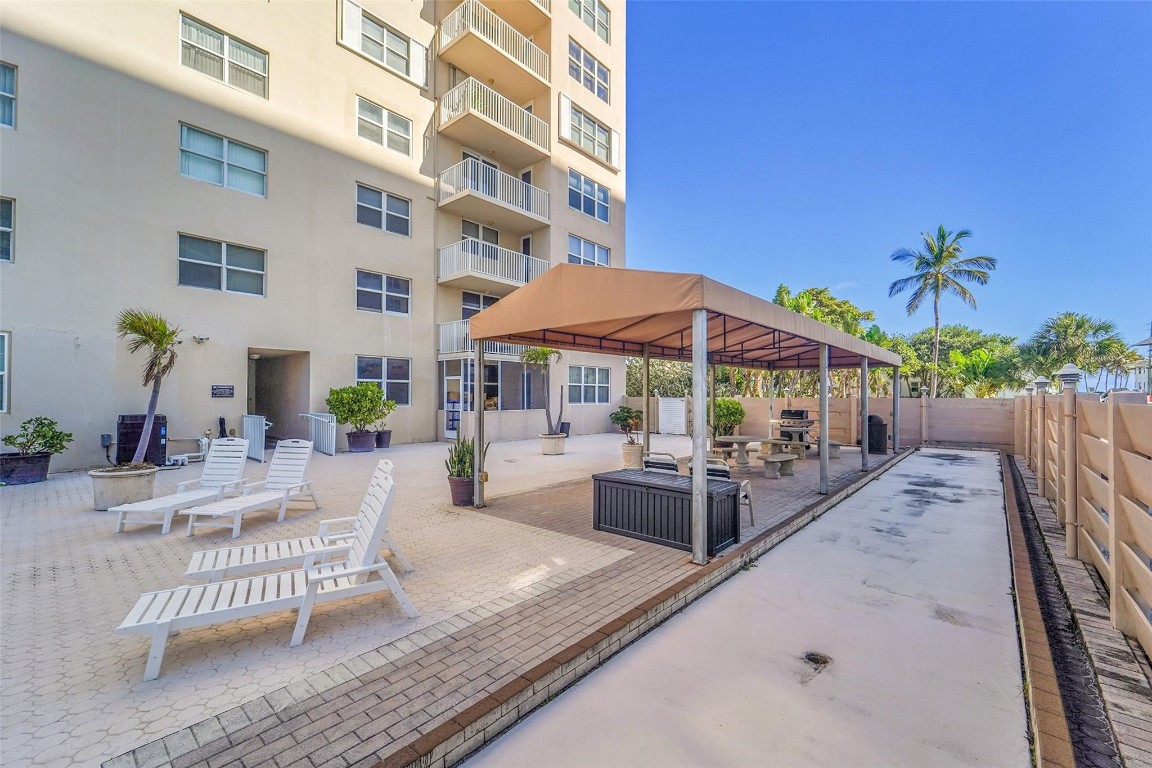 1401 S Ocean Drive 502 Property Photo 41