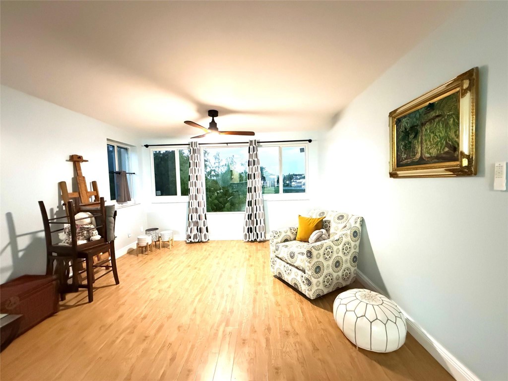 7302 S Devon Drive 307 Property Photo 42