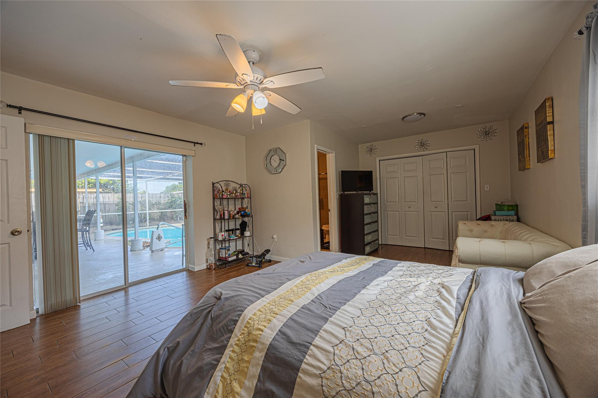 7733 Embassy Boulevard Property Photo 5