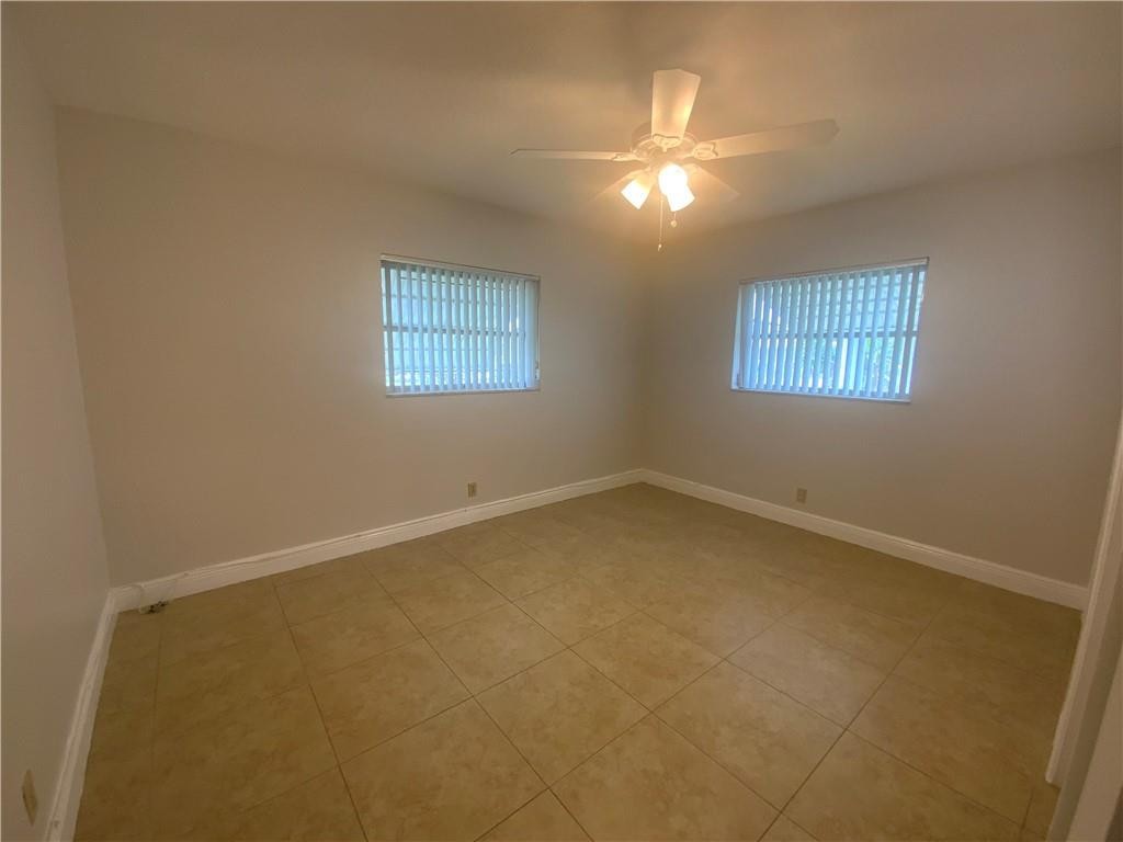 7104 Nw 70th Street Property Photo 18