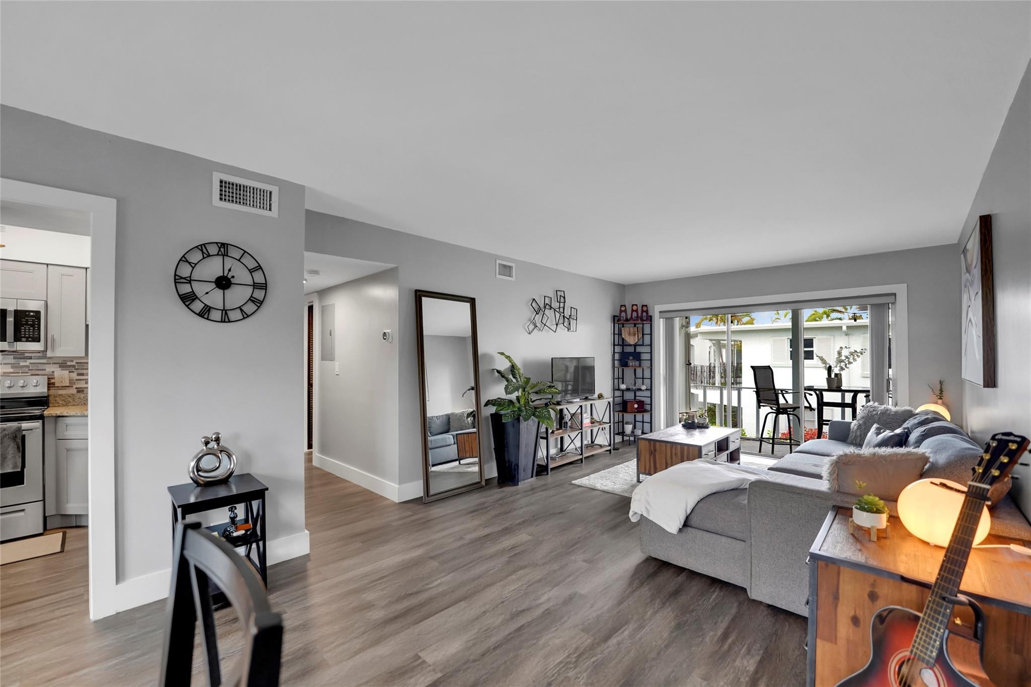 2161 NE 42nd Court 215