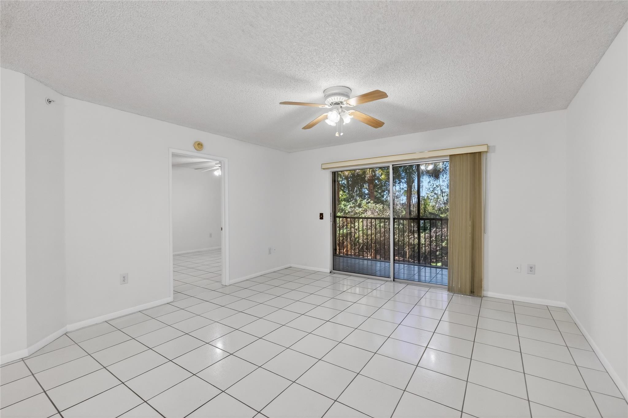 900 Sw 142nd Avenue 213l Property Photo 8