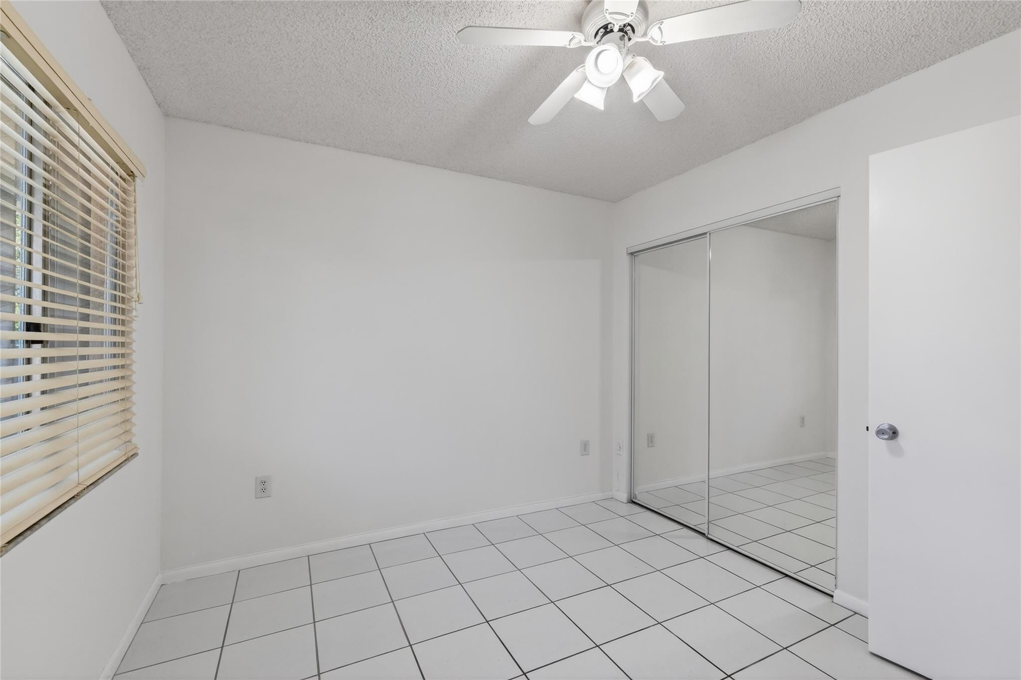 900 Sw 142nd Avenue 213l Property Photo 17