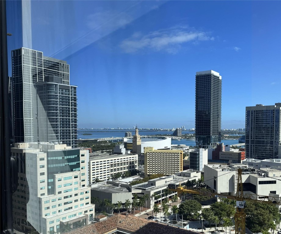 225 N Miami Avenue 2507