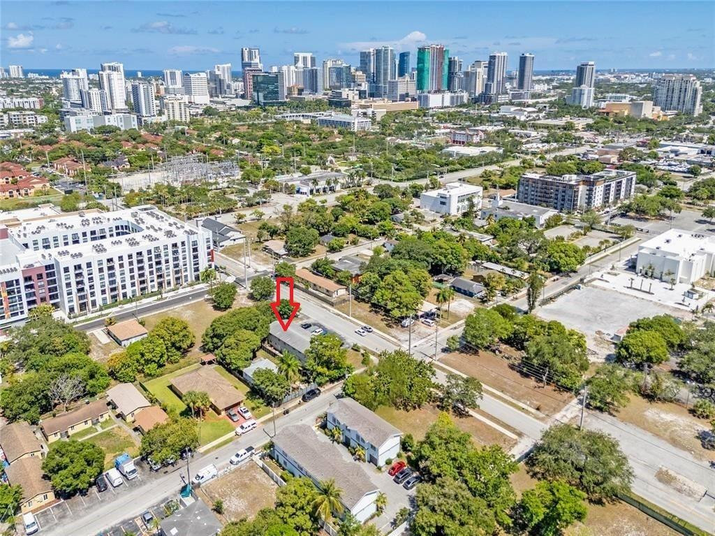 751 Nw 5th Street Property Photo 3