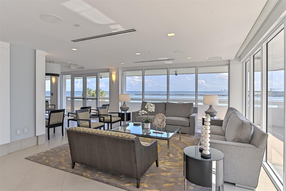 2200 S Ocean Lane 1103 Property Photo 71