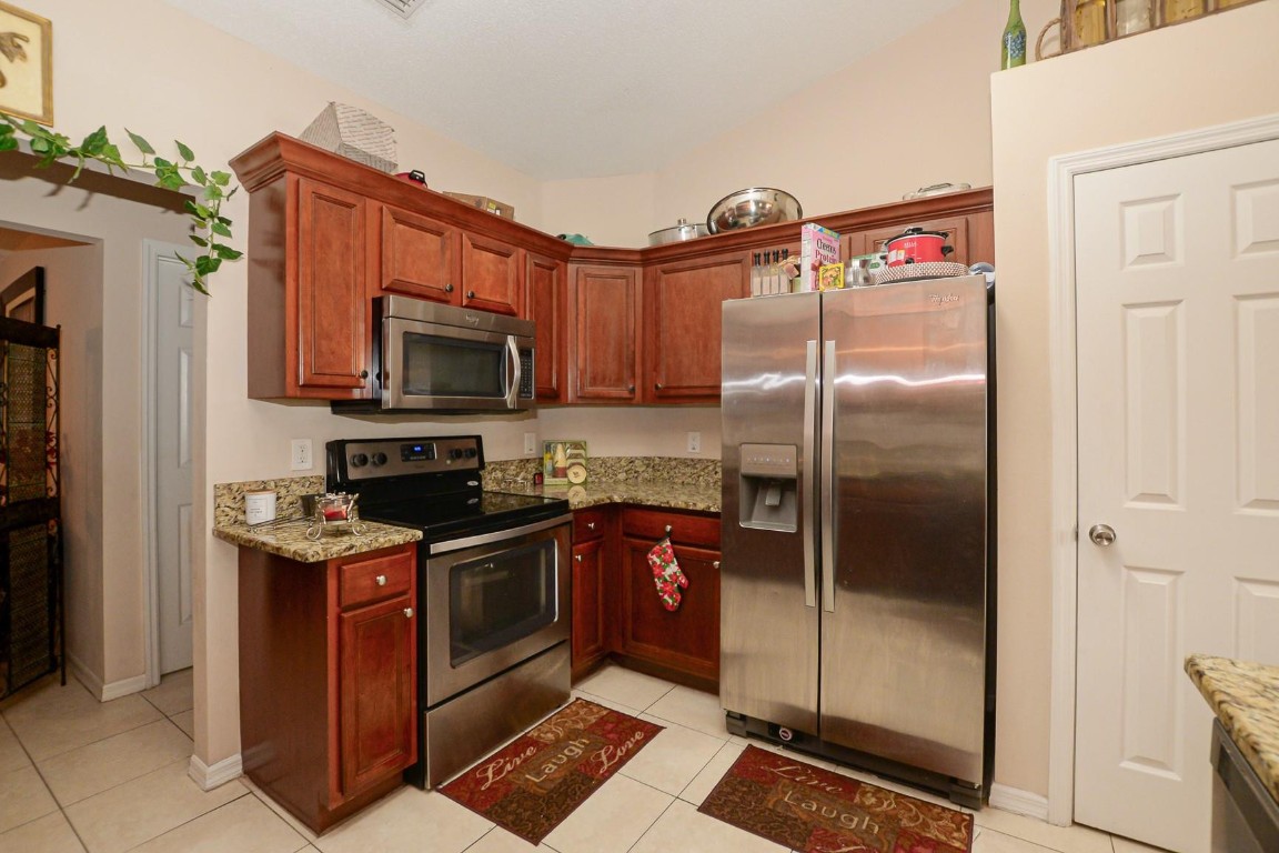 117 Ne Jettie Terrace Property Photo 22