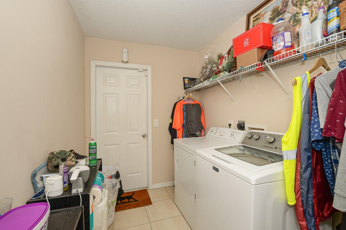 117 Ne Jettie Terrace Property Photo 32