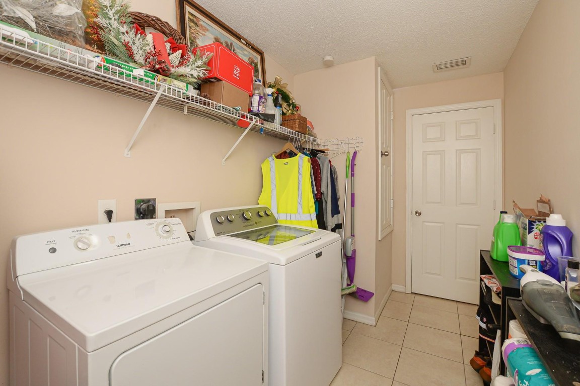 117 Ne Jettie Terrace Property Photo 33