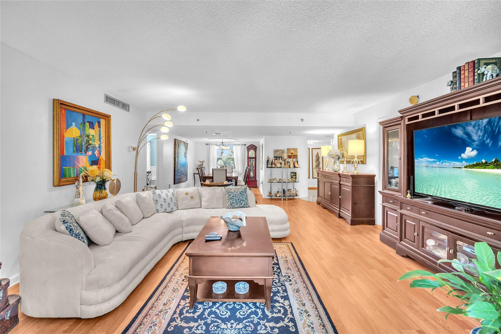 3910 Inverrary Boulevard 308-b Property Photo 1