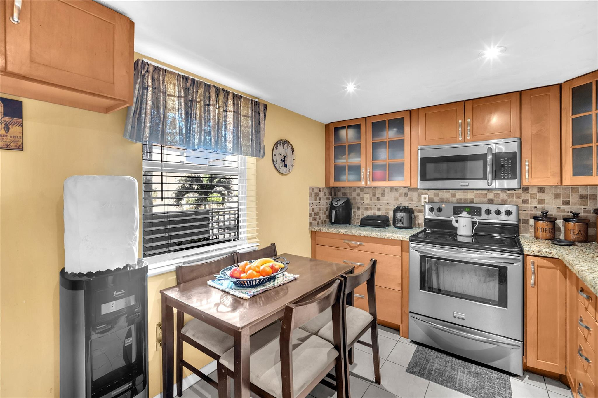 3910 Inverrary Boulevard 308-b Property Photo 12