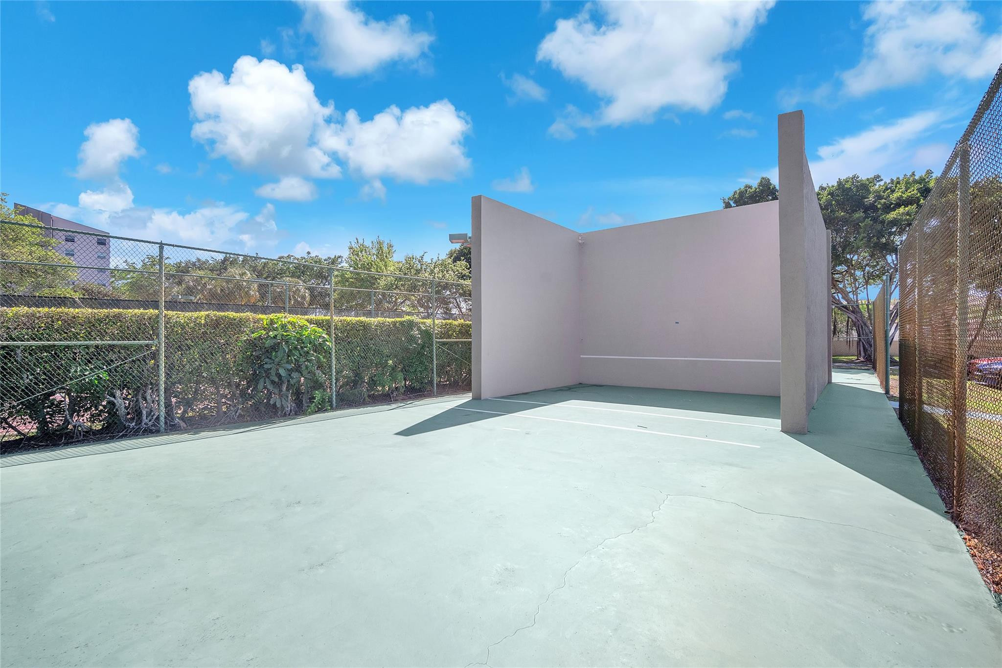 3910 Inverrary Boulevard 308-b Property Photo 35