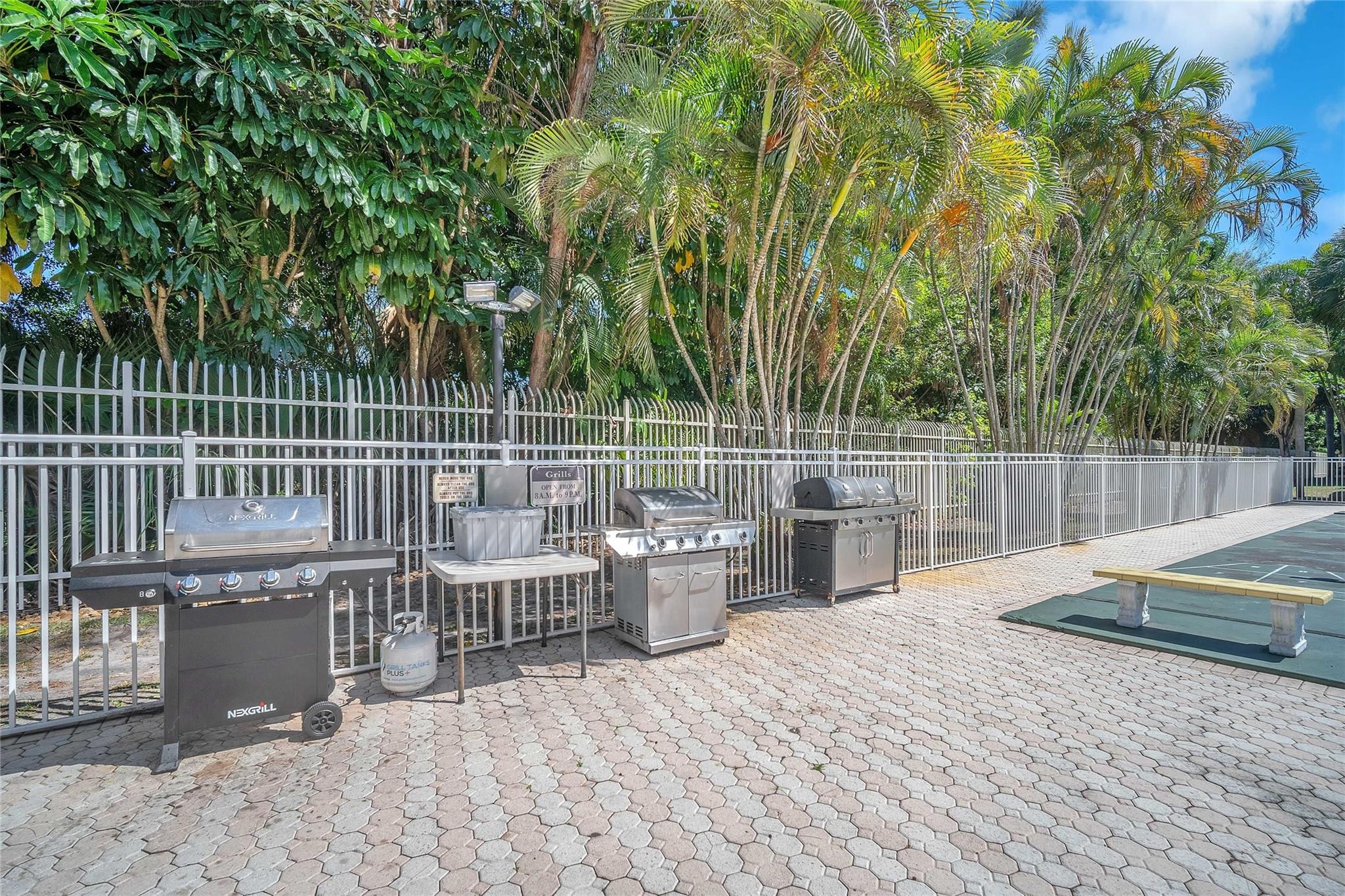 3910 Inverrary Boulevard 308-b Property Photo 38