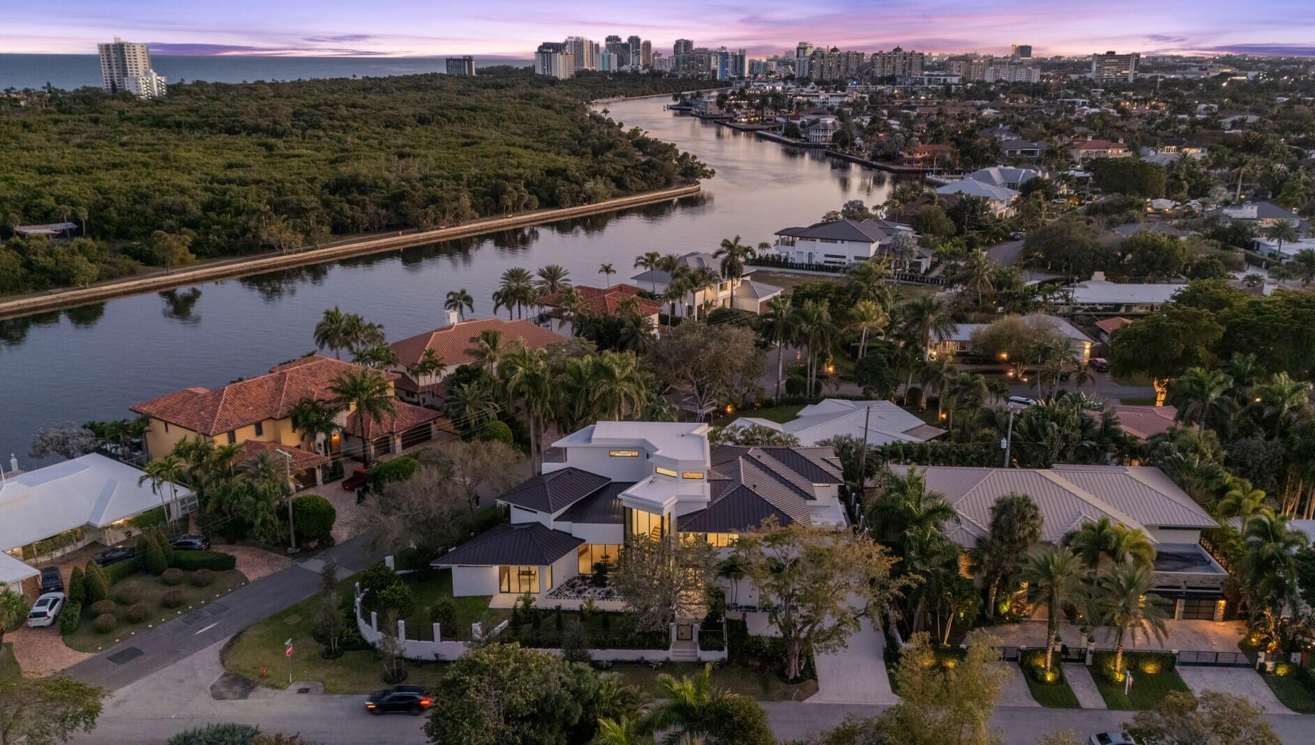 2035 Intracoastal Drive Property Photo 2