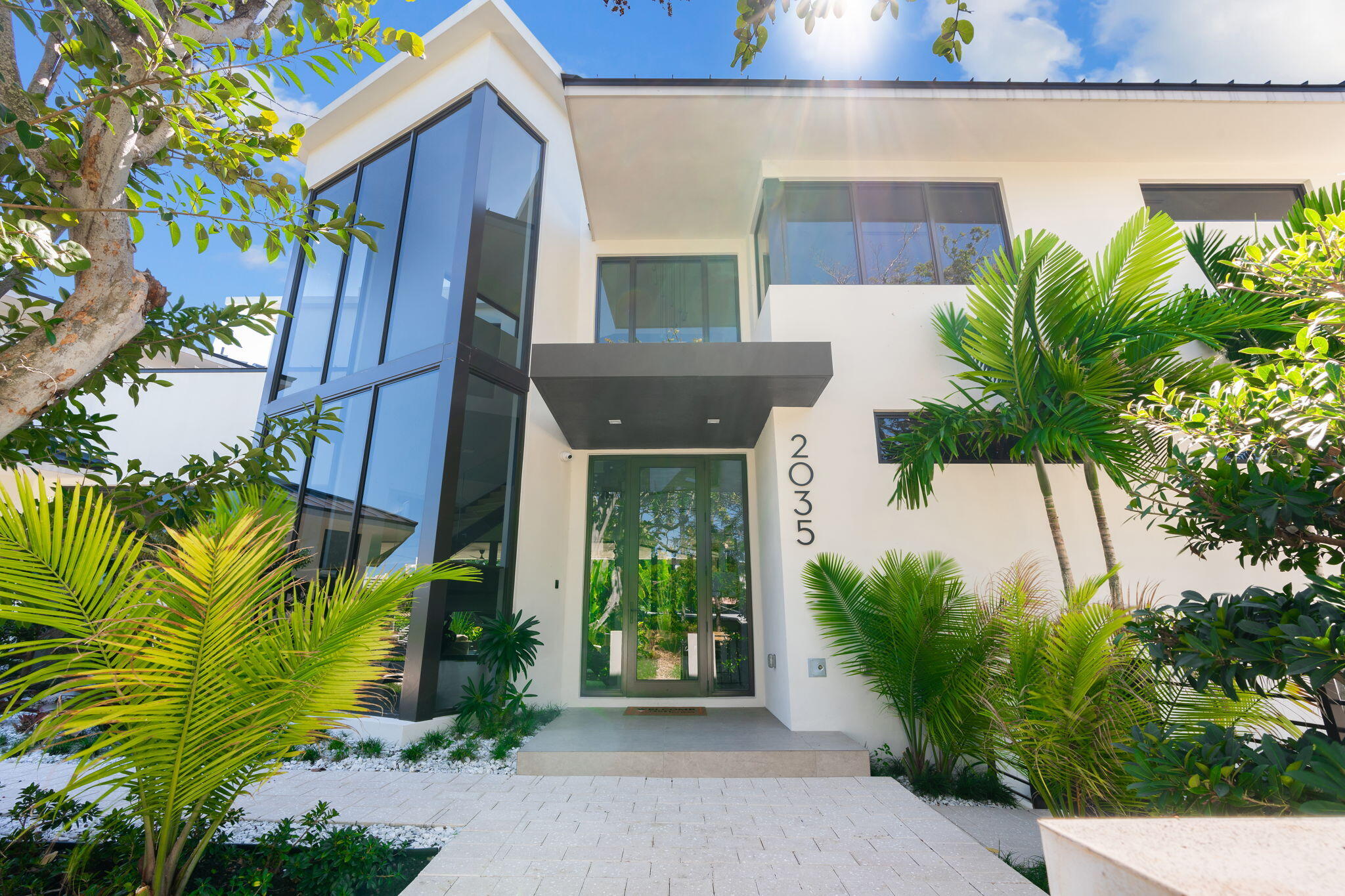 2035 Intracoastal Drive Property Photo 6