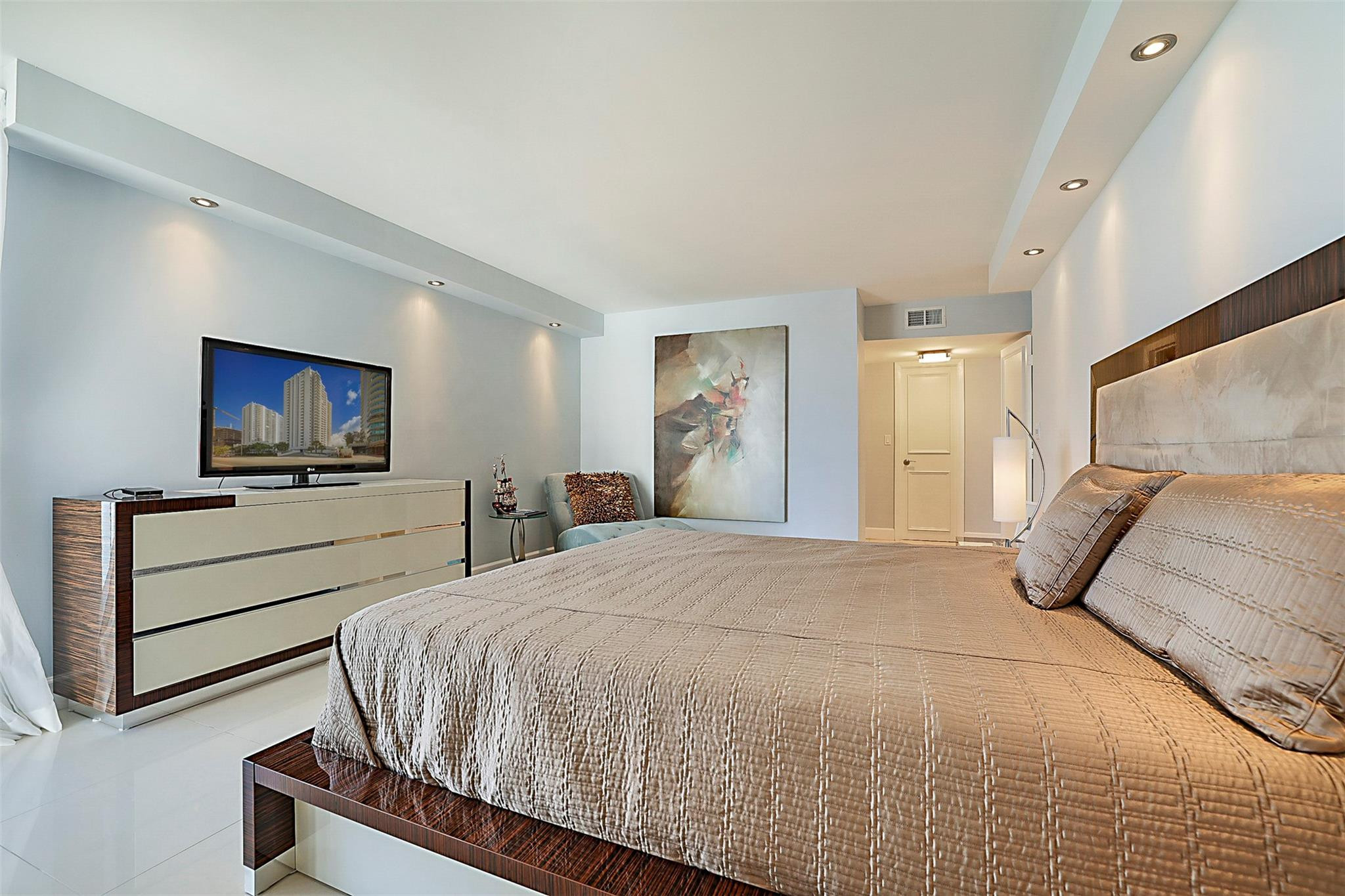 F10548257 Property Photo 17