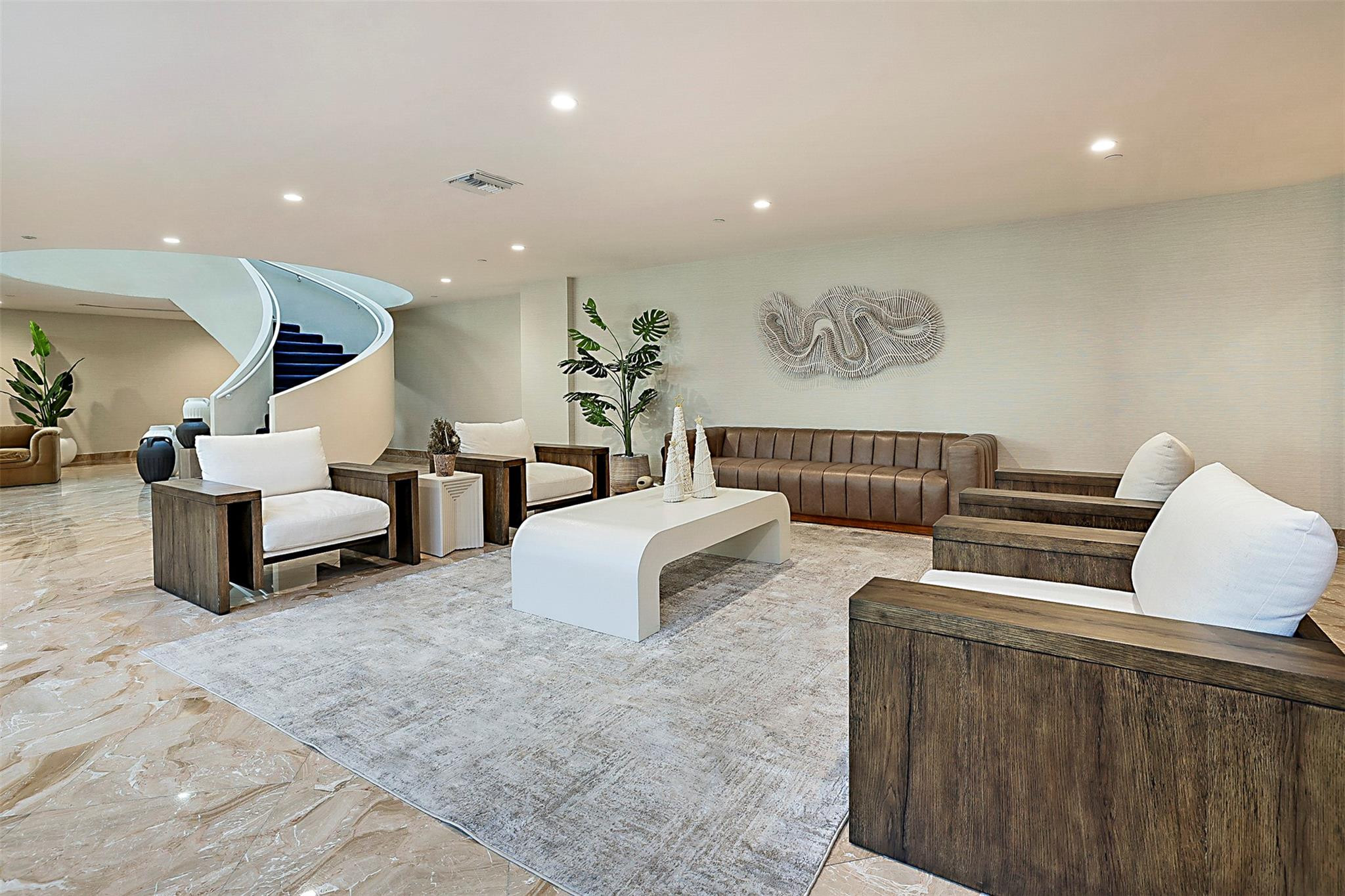 F10548257 Property Photo 22