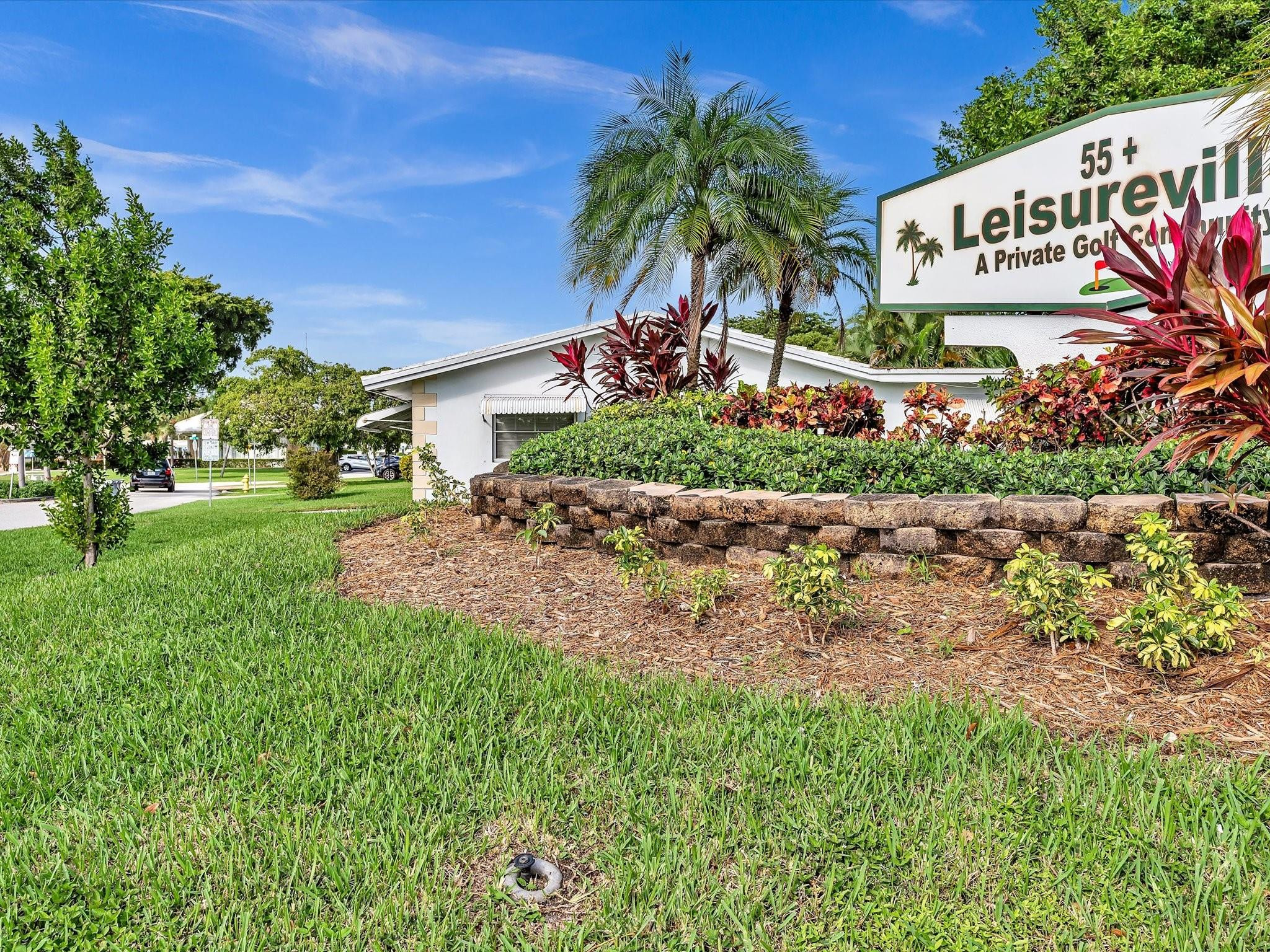 2501 W Golf Boulevard 234 Property Photo 1