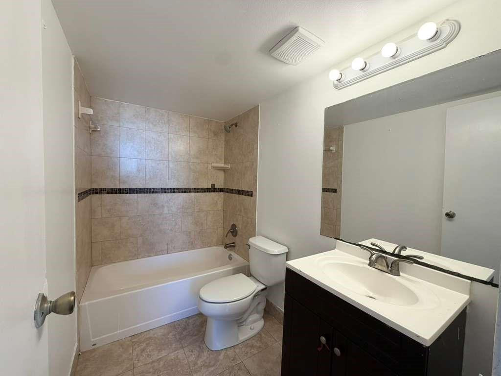 1754 Nw 55th Avenue 204 Property Photo 30