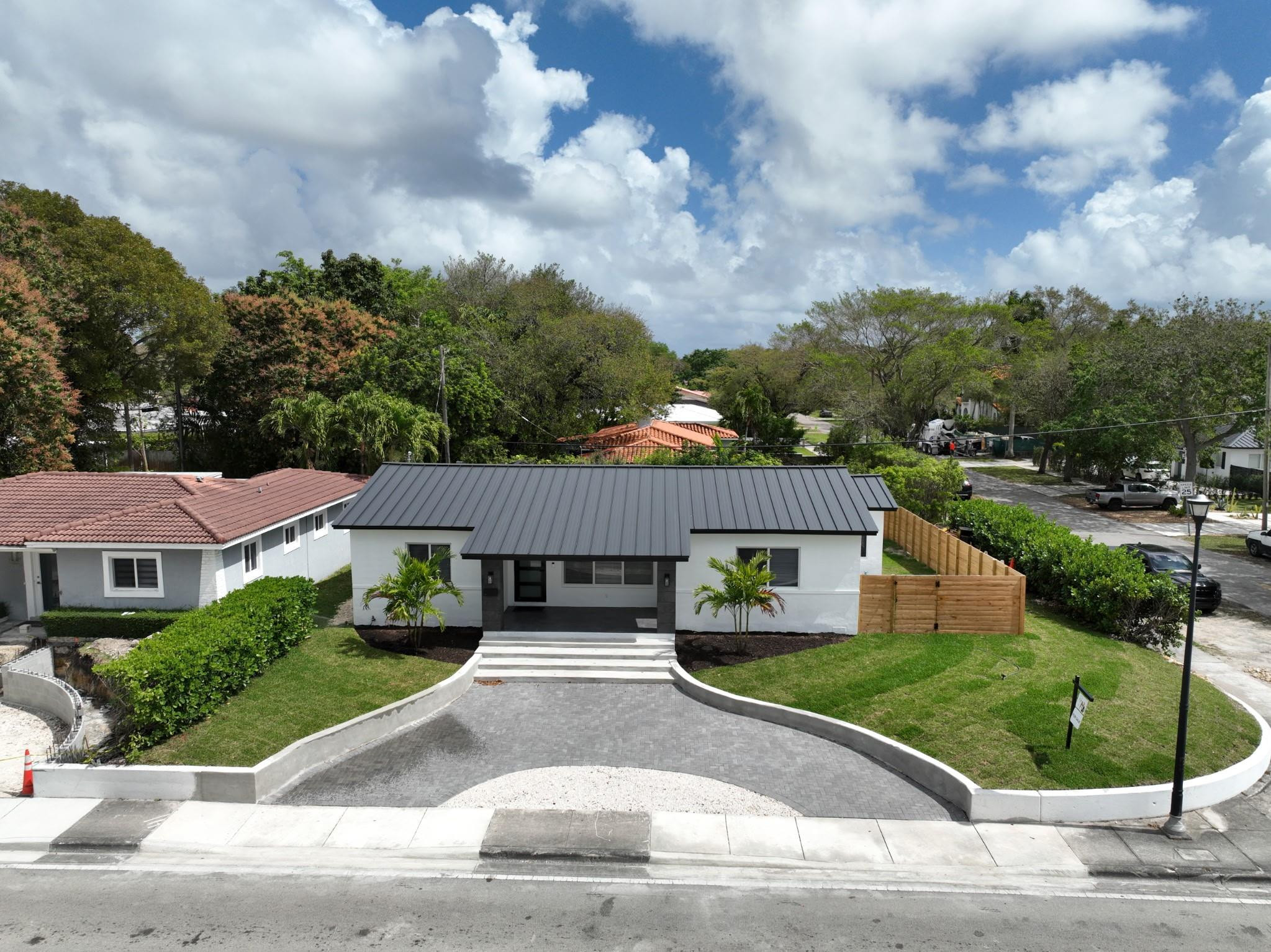 8801 N Miami Avenue Property Photo 3