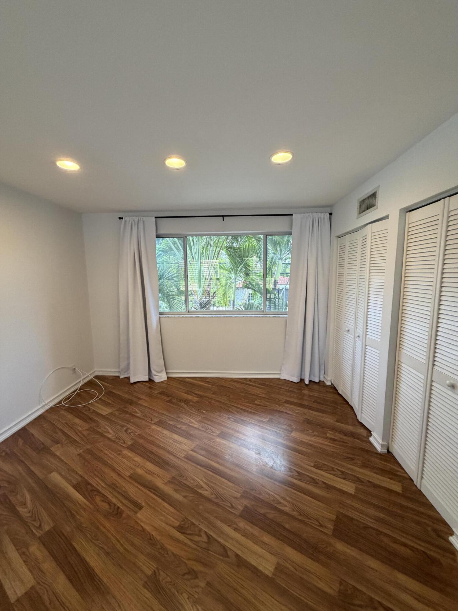 101 Se 15th Avenue E Property Photo 10