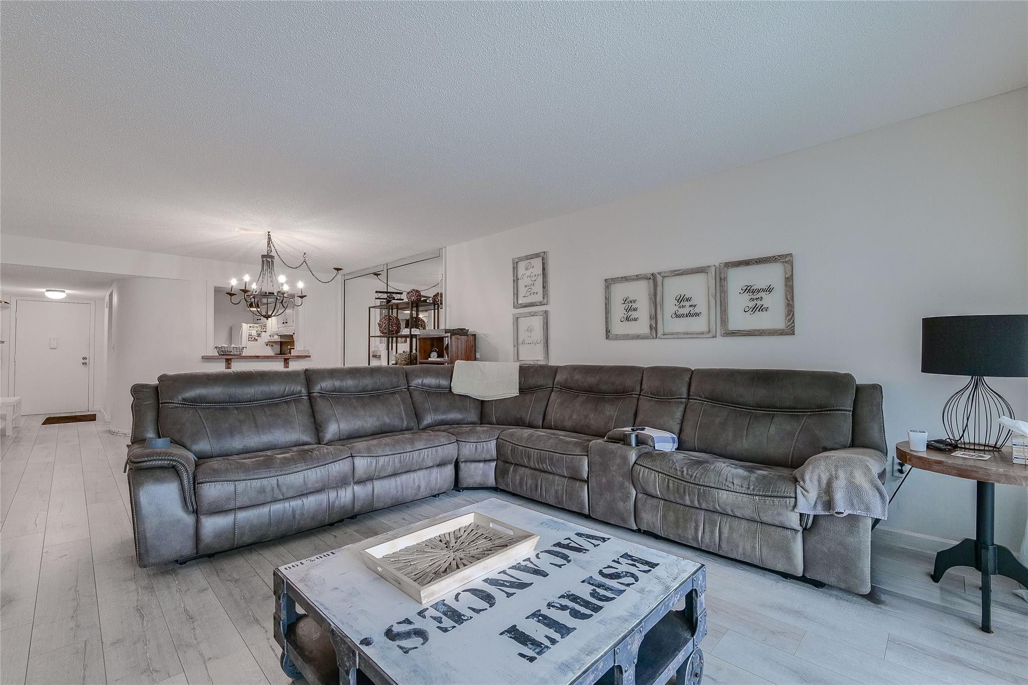 3920 Inverrary Boulevard 404-c Property Photo 4