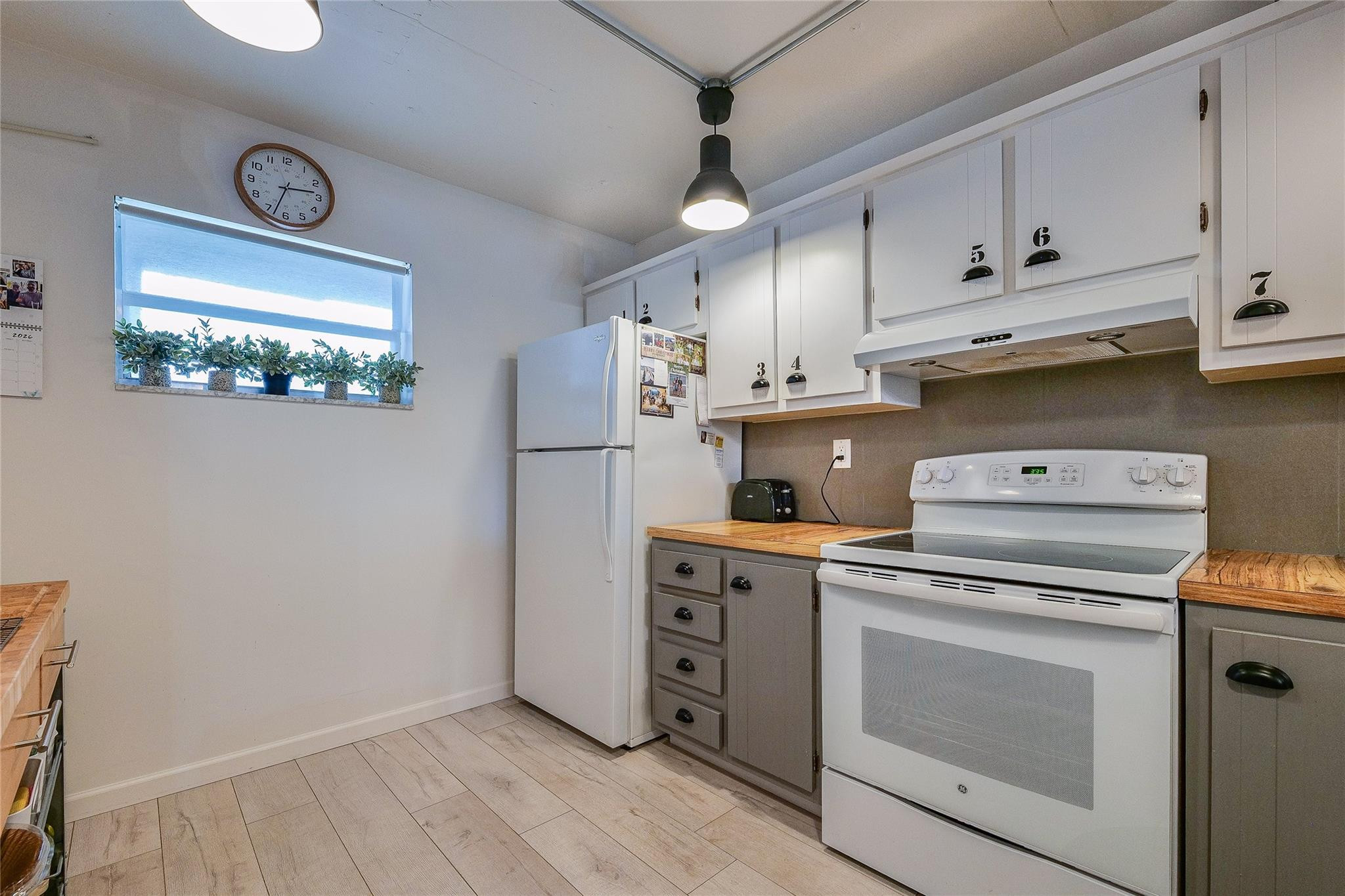3920 Inverrary Boulevard 404-c Property Photo 12