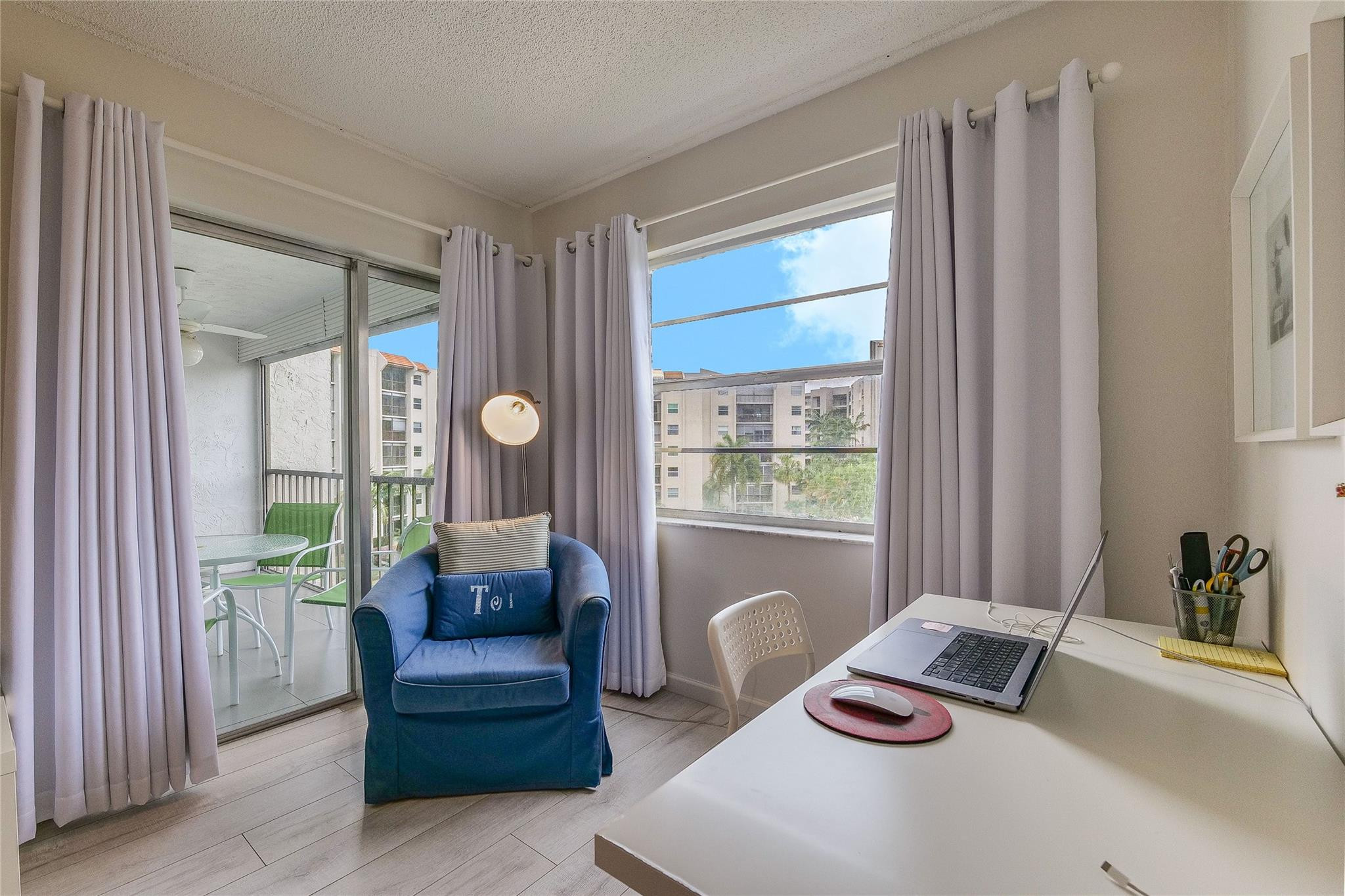 3920 Inverrary Boulevard 404-c Property Photo 18