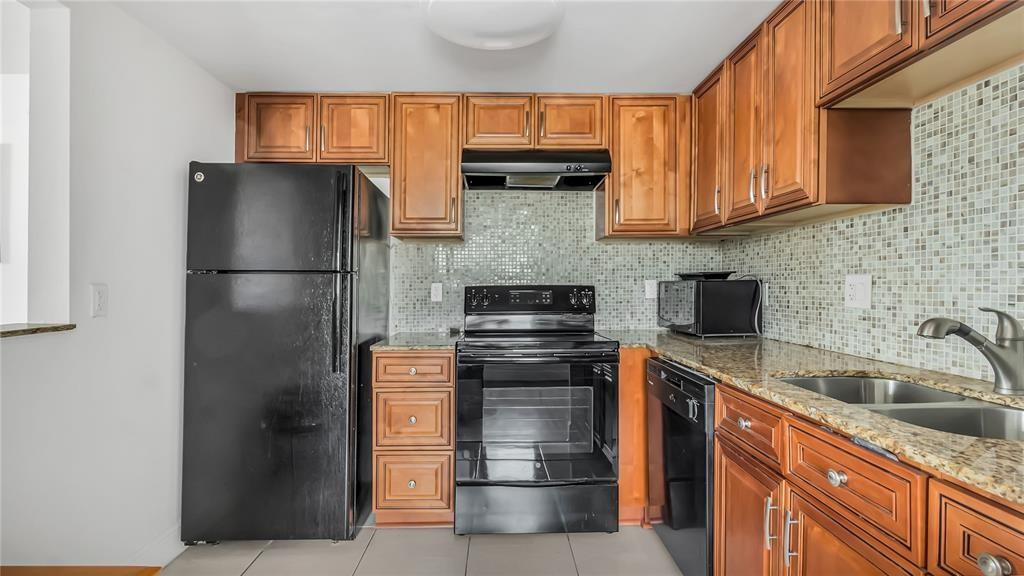 703 Brittany O Property Photo 6