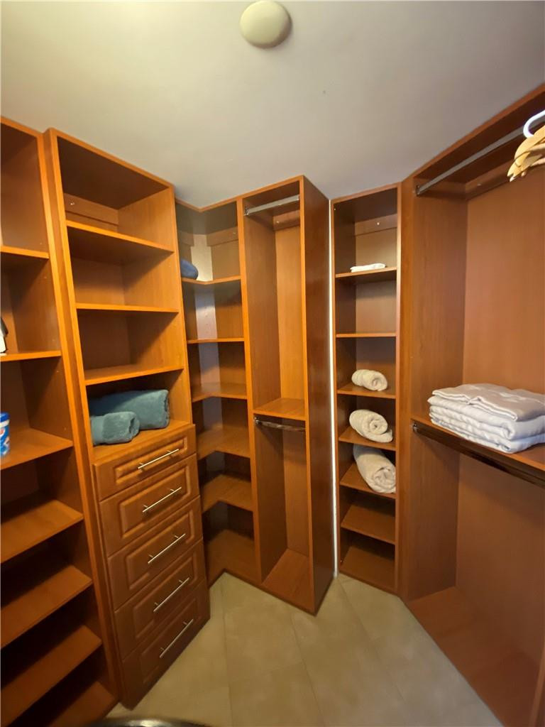 3500 Mystic Pointe Drive 2607 Property Photo 13