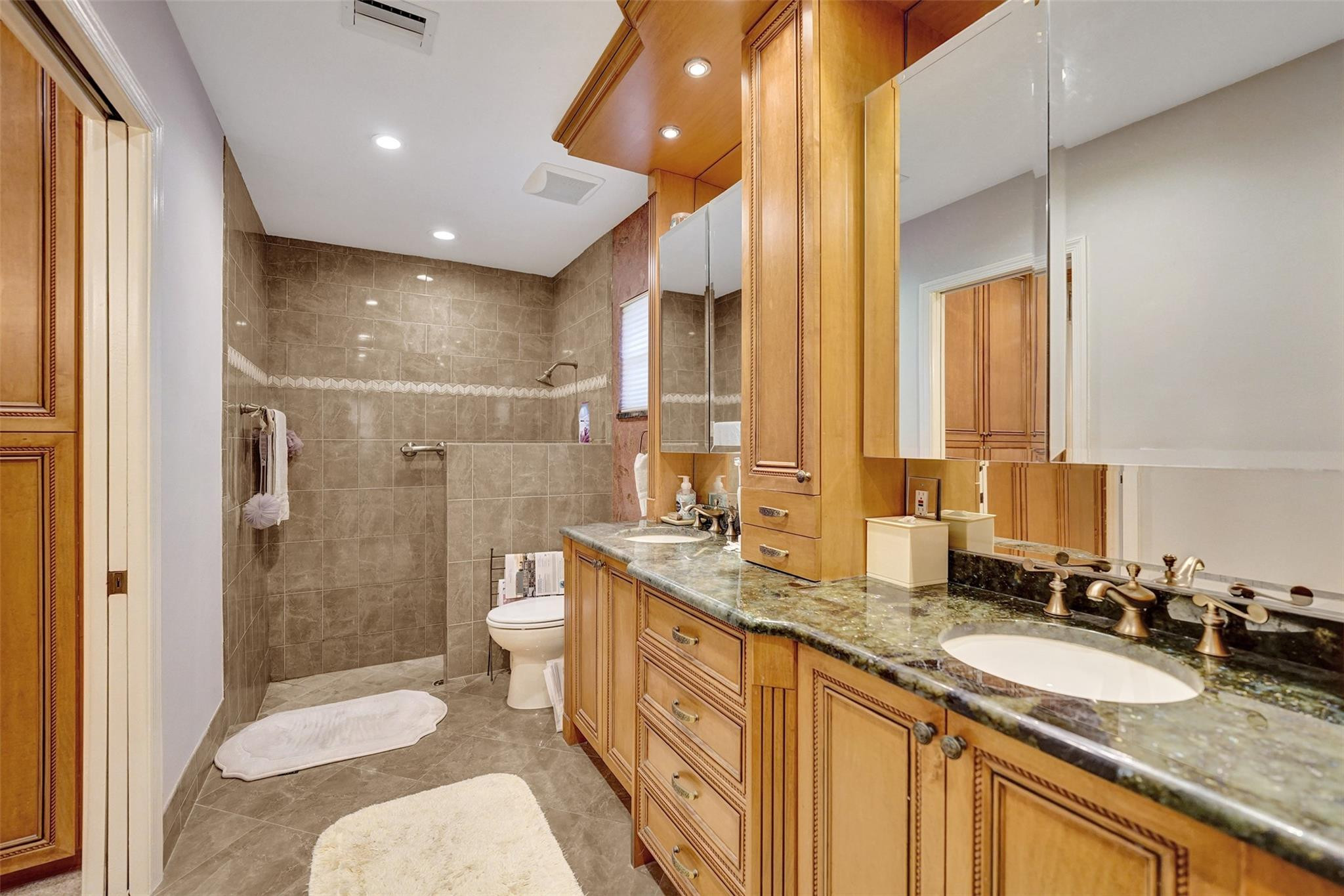 9600 Conch Shell Manor Property Photo 18
