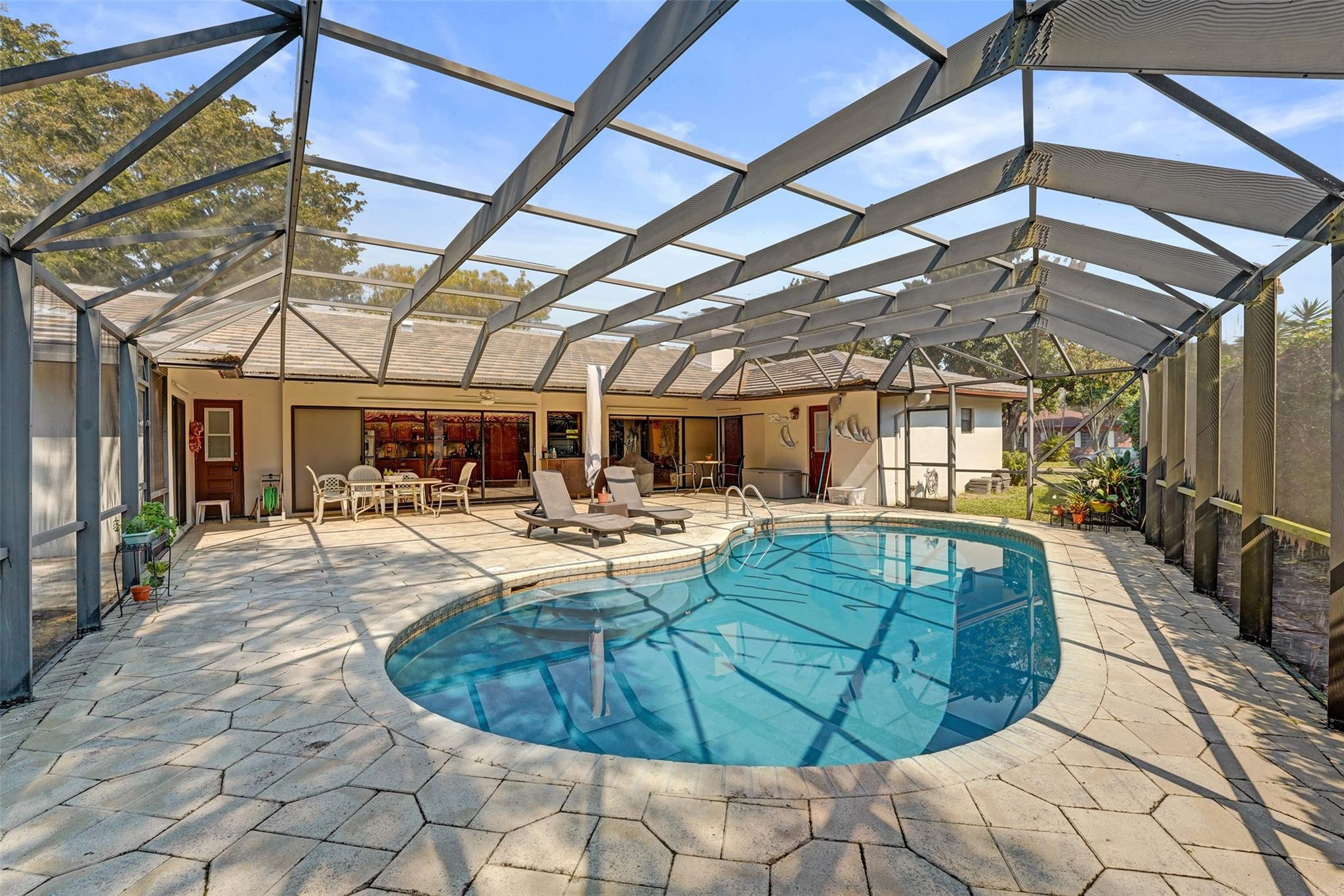 9600 Conch Shell Manor Property Photo 25
