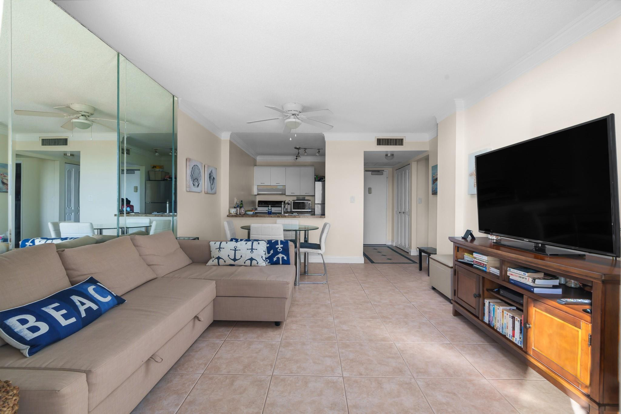 777 S Federal Hy 811-d Property Photo 10