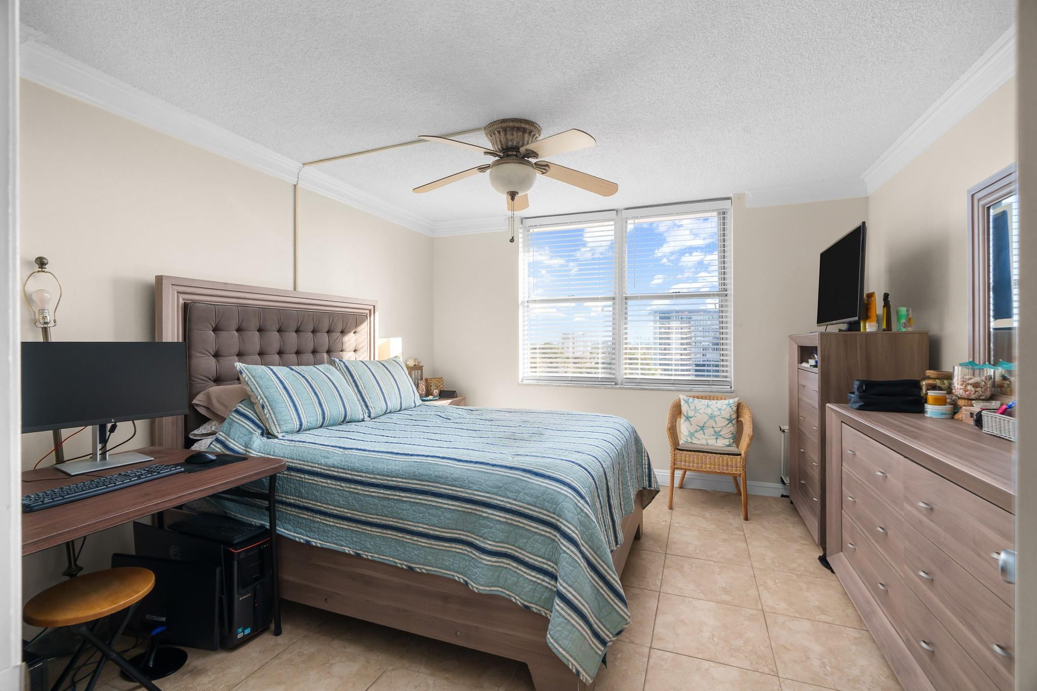 777 S Federal Hy 811-d Property Photo 35