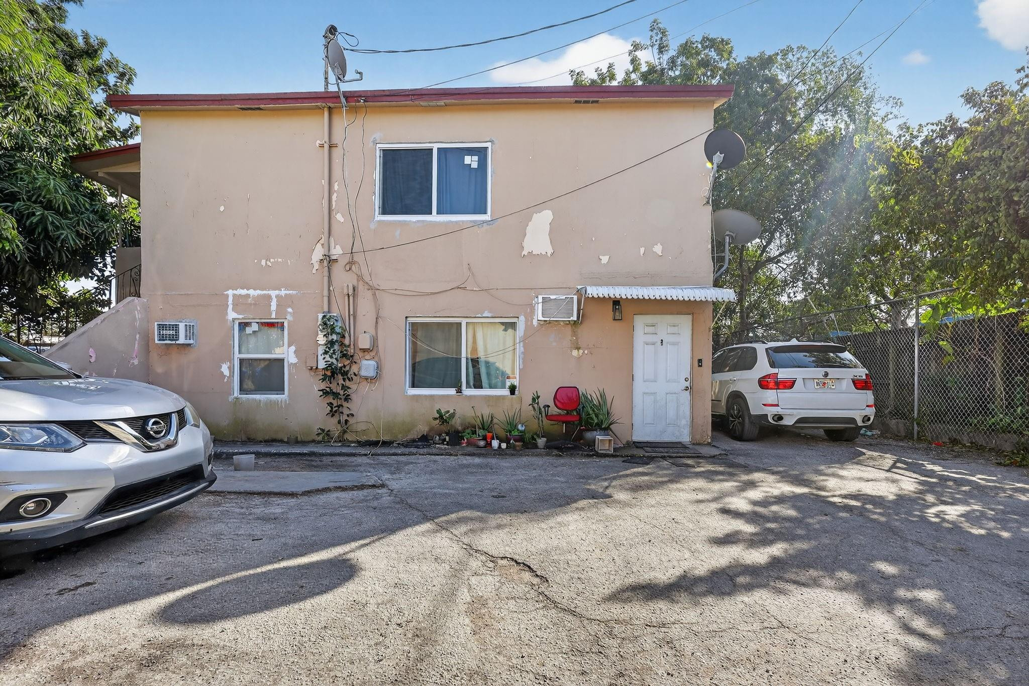 2168 Nw 28 Street Property Photo 4