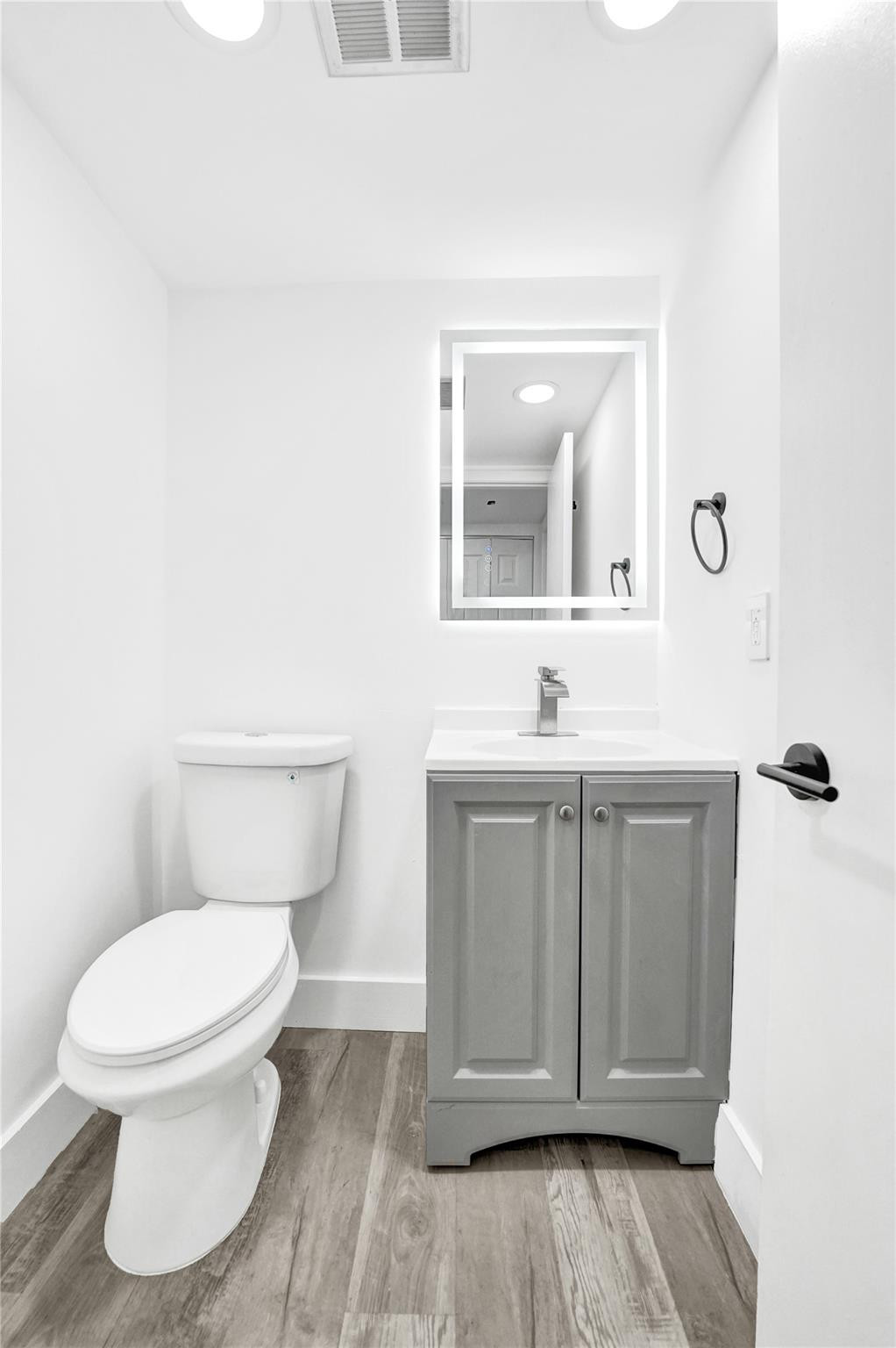 1425 Arthur Street 202a Property Photo 28