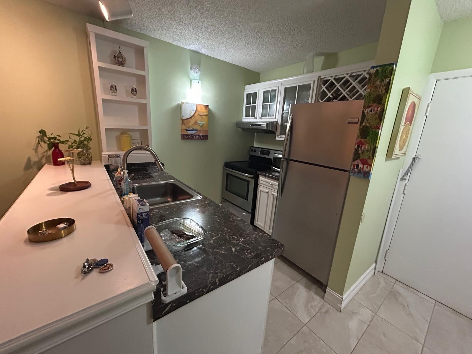 2771 Riverside Drive 213-a Property Photo 6