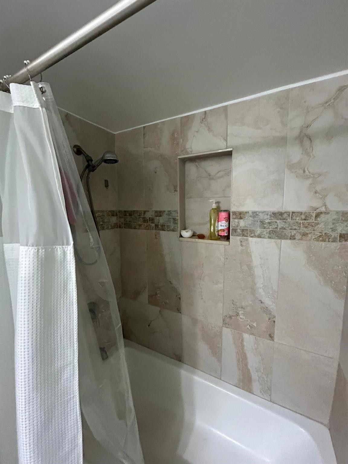 2771 Riverside Drive 213-a Property Photo 19