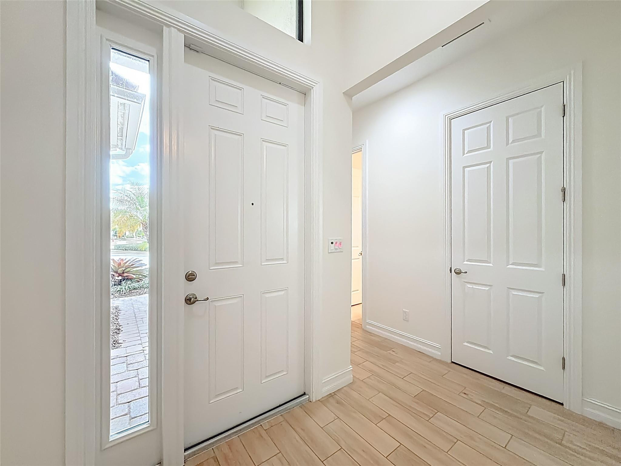 9657 Kalmar Circle Property Photo 3