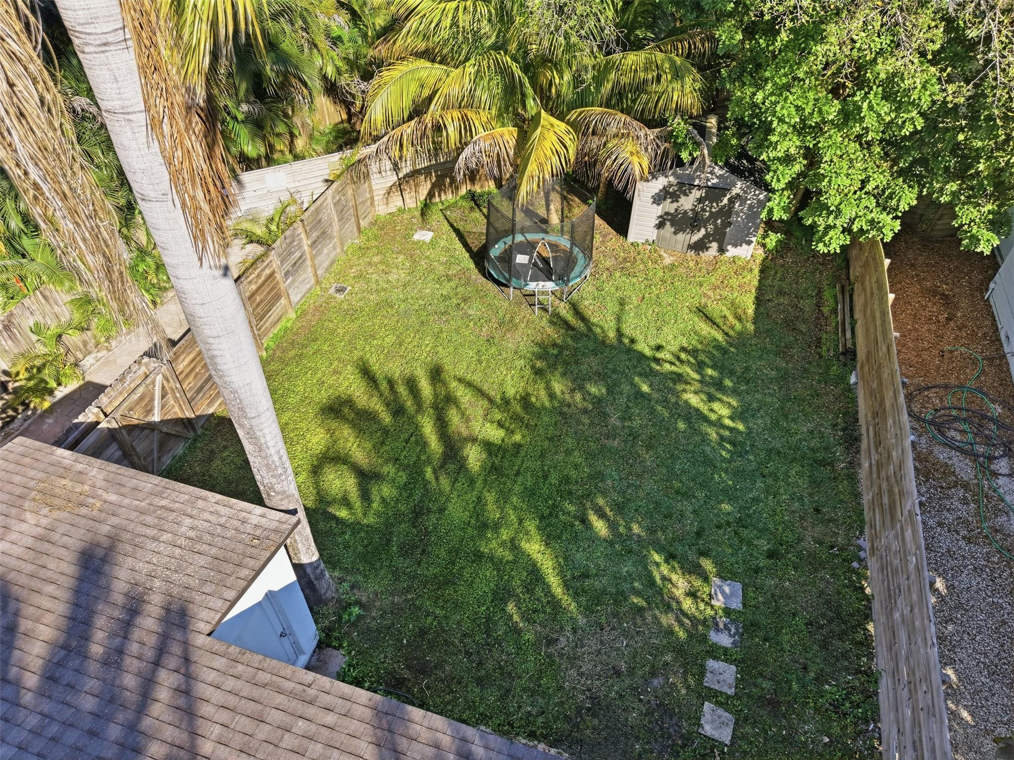 1435 Sw 5th Court Property Photo 17