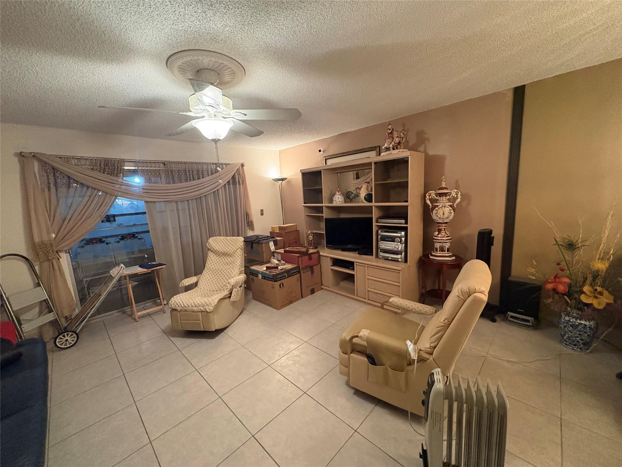 F10550205 Property Photo 7