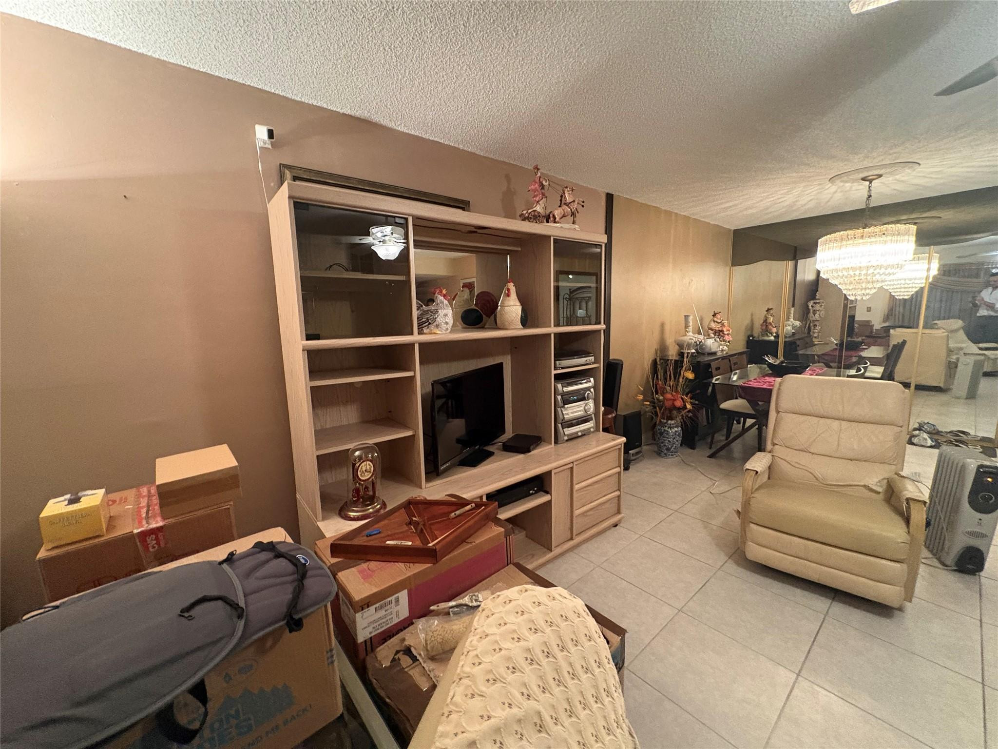 F10550205 Property Photo 8
