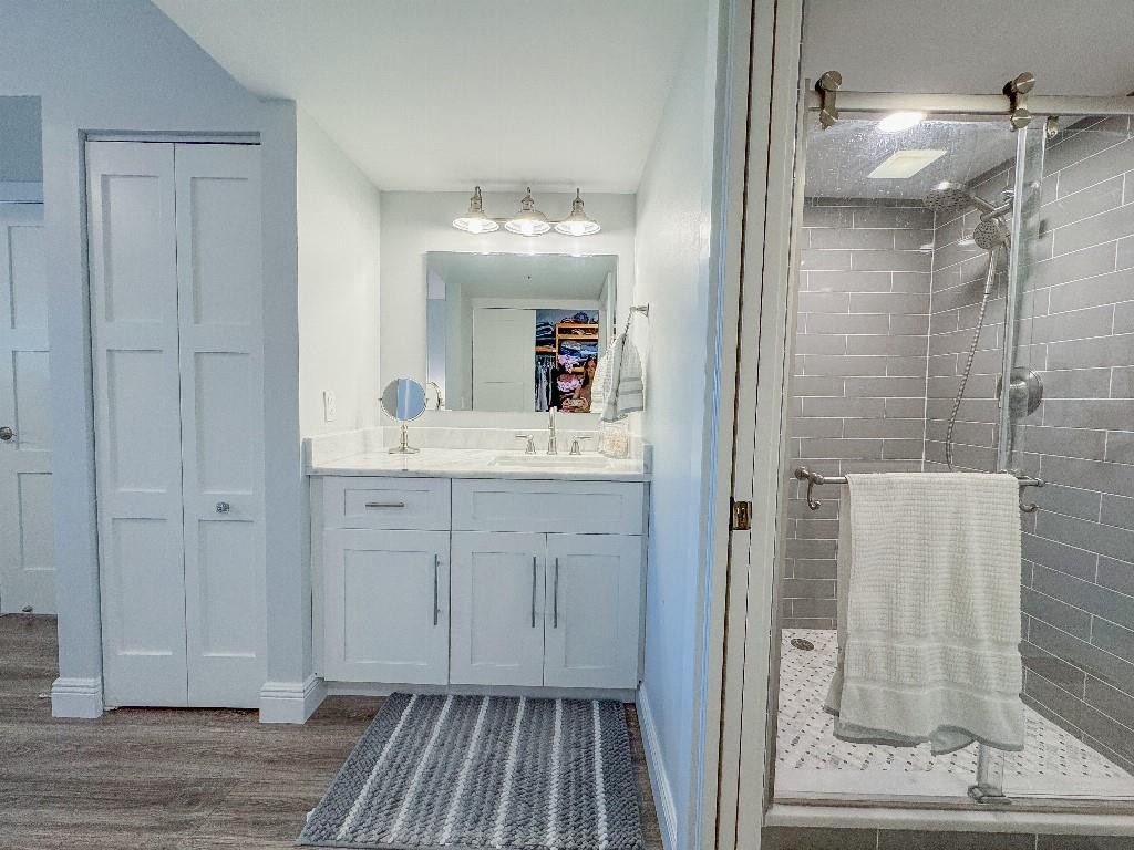 901 Seafarer Circle 101 Property Photo 15