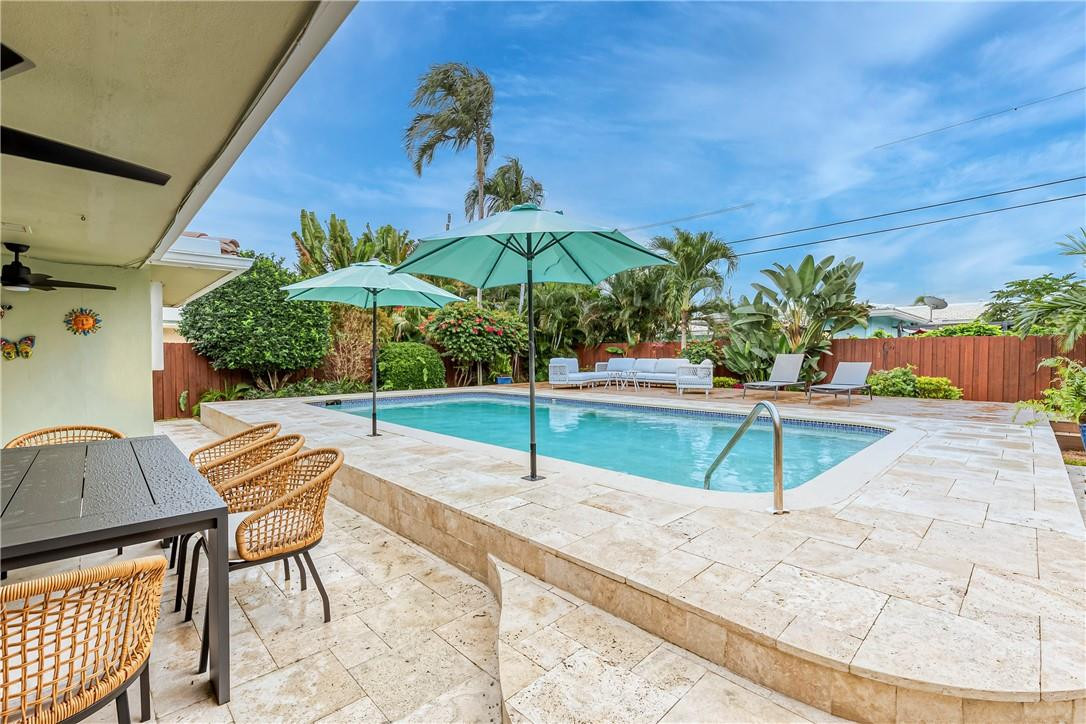 1984 Sailfish Place Property Photo 5