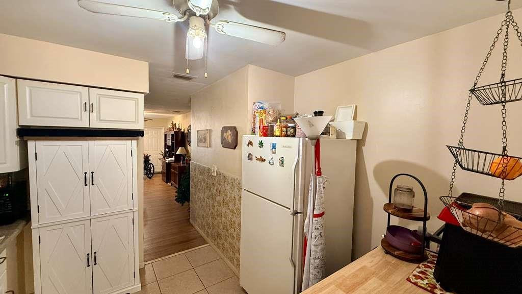 280 Ne 40th Court Property Photo 15