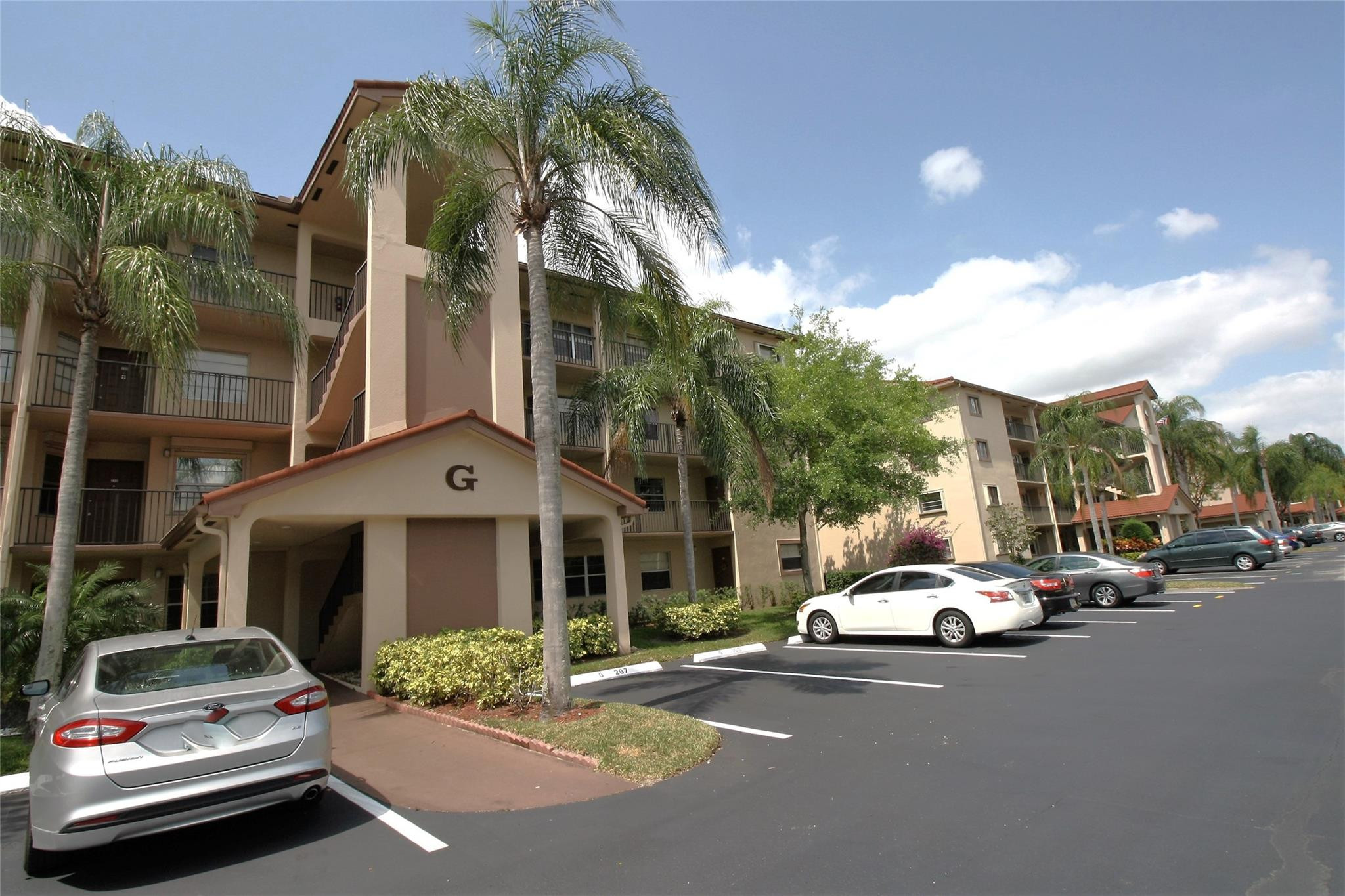 1200 Sw 130th Avenue 210-g Property Photo 1