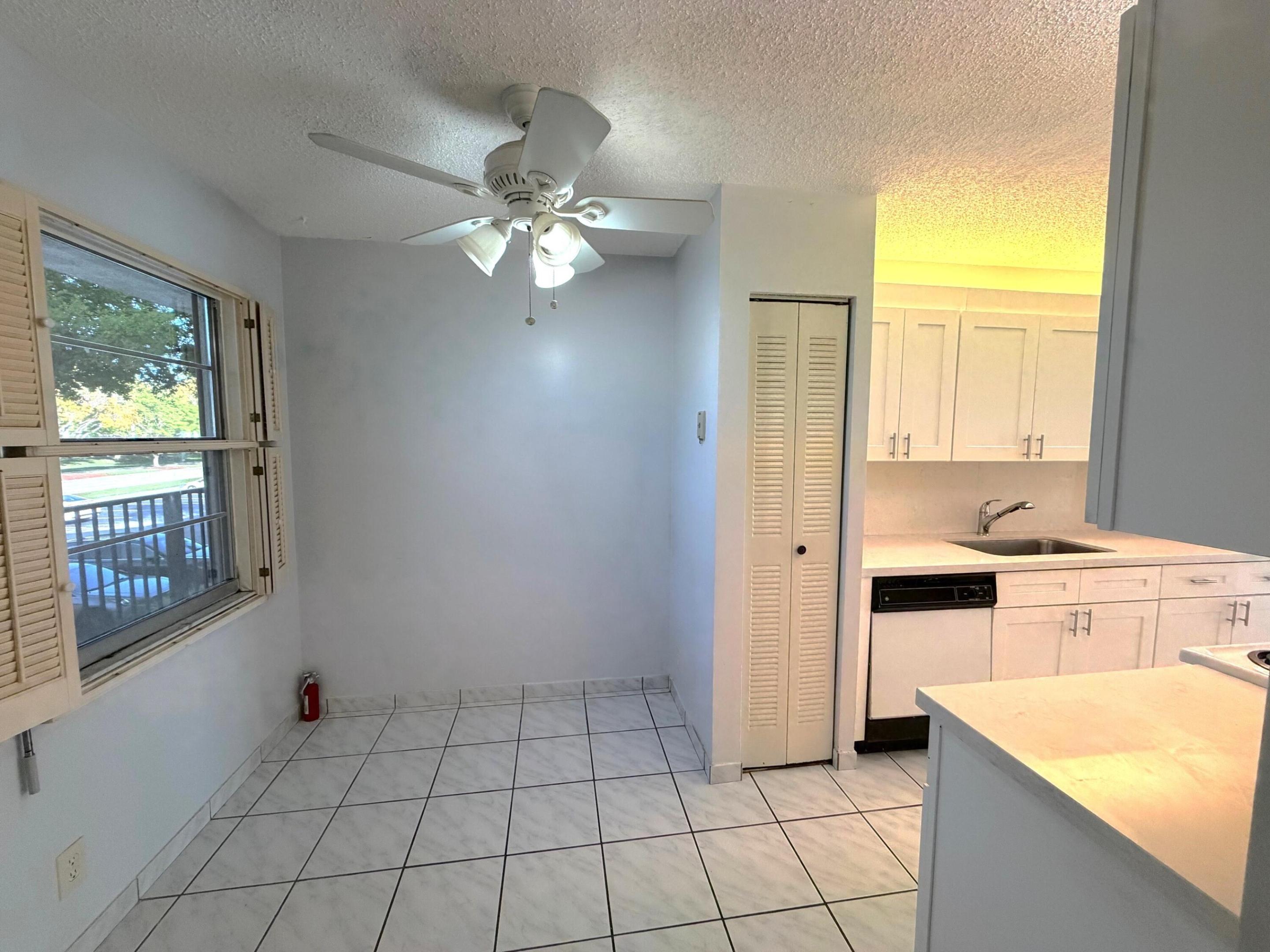 1200 Sw 130th Avenue 210-g Property Photo 8