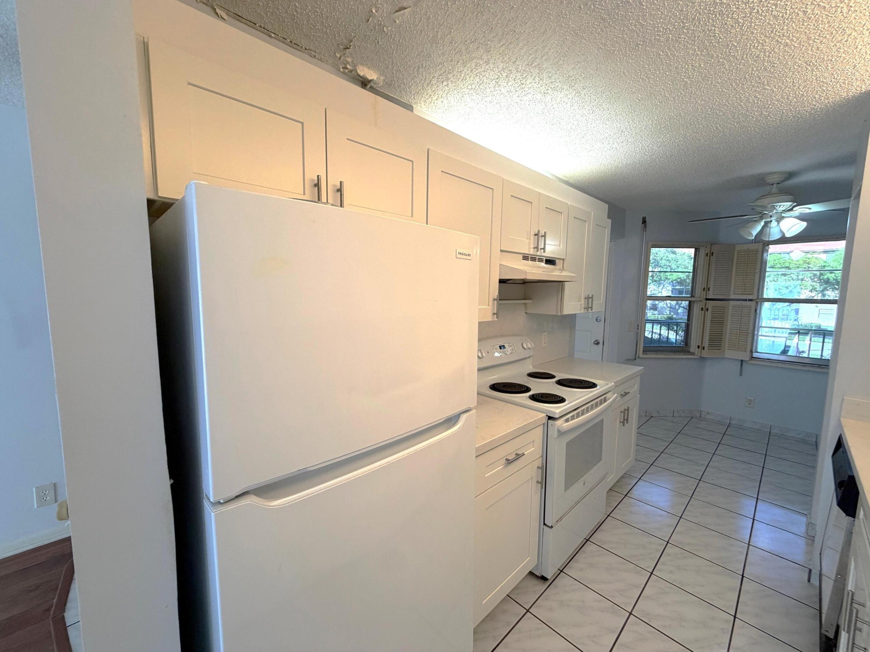 1200 Sw 130th Avenue 210-g Property Photo 9